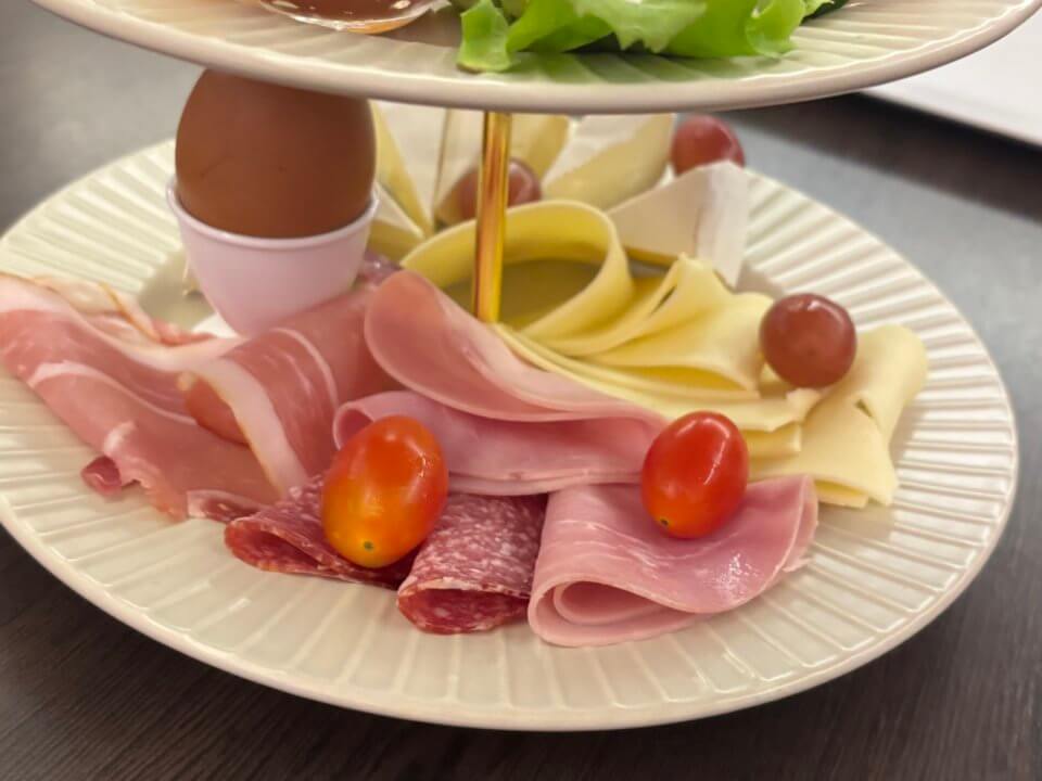 Frühstück in meinem Café- und Weinbistro Genusszeit im Erdgeschoss IMG 3504